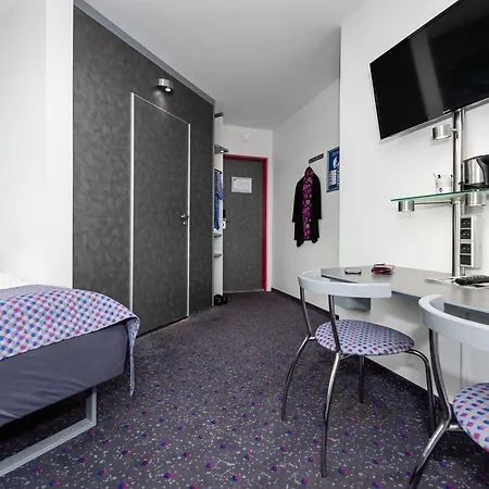 Отель Hotel Cabinn Vejle Вайле