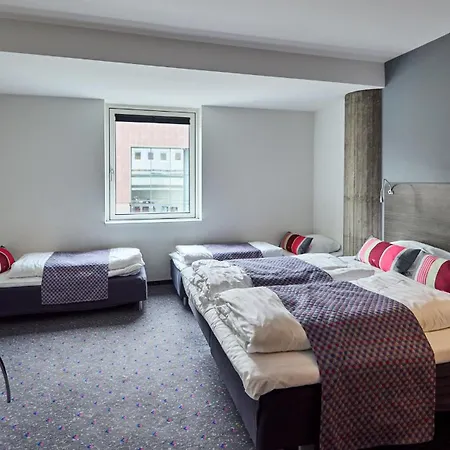 מלון Hotel Cabinn Vejle